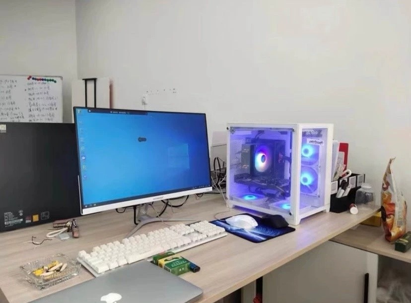 公司不做了，办公电脑，二手电脑，台式电脑，电脑主机，办公设计电脑 一体机20台，台式电脑39套、联想ThinkPad笔记本18个，惠普办公电脑20台 ，高配电脑